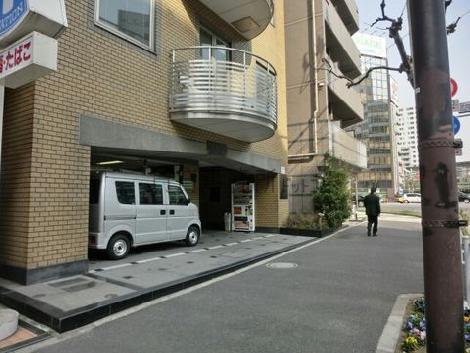 正面玄関