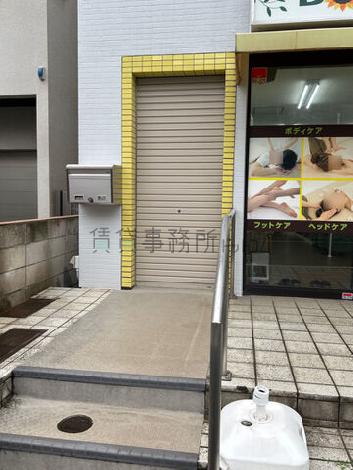 正面玄関