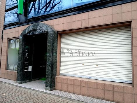正面玄関