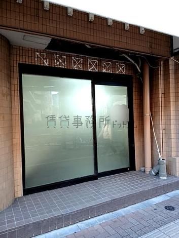 正面玄関