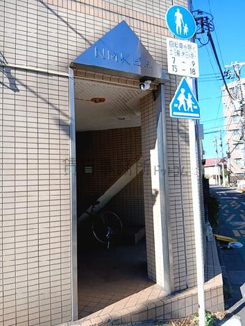 正面玄関
