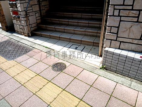 正面玄関