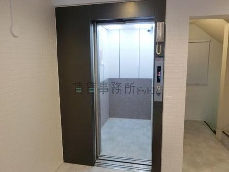 エレベーター