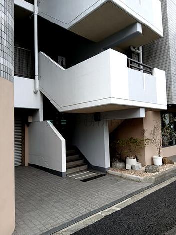 正面玄関