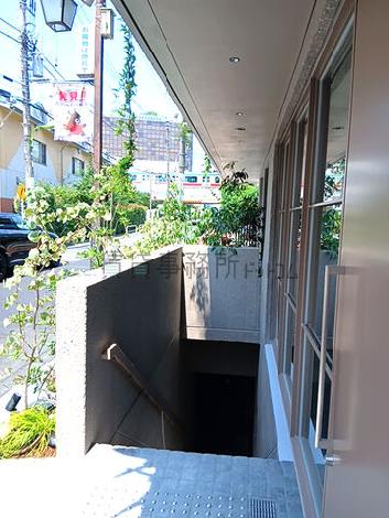 正面玄関