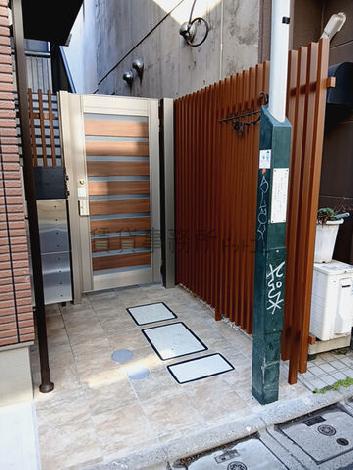 正面玄関