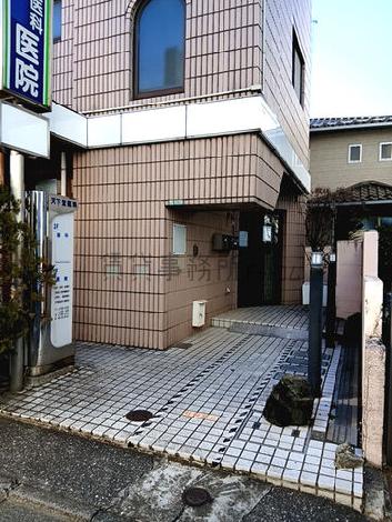 正面玄関