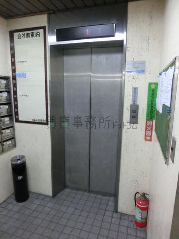 エレベーター