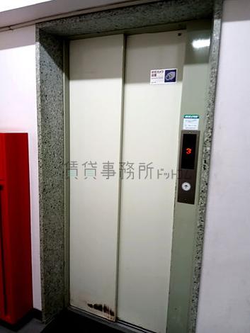 エレベーター