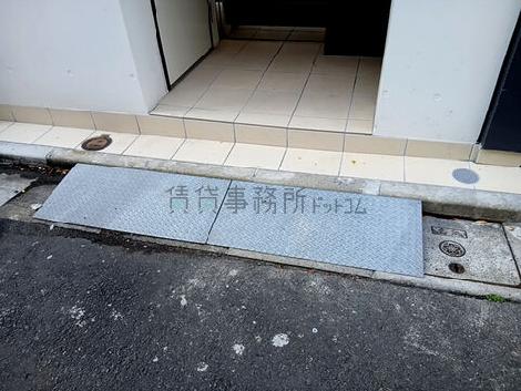 正面玄関