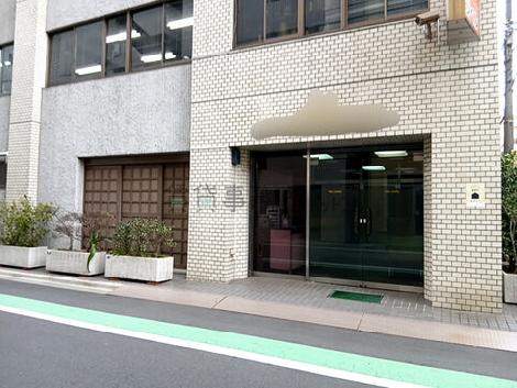 正面玄関