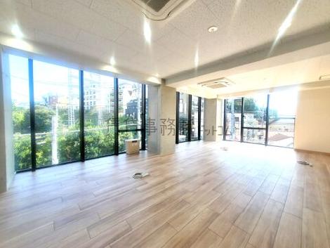サラブライト石川台の室内
