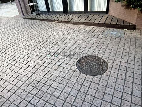 正面玄関