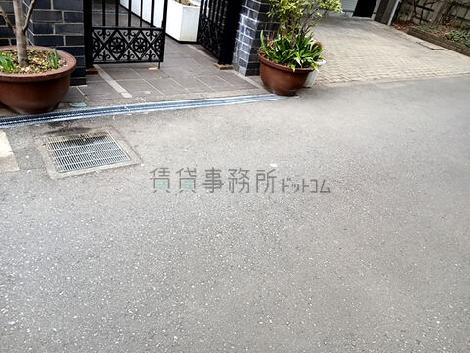 正面玄関