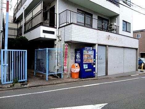 正面玄関