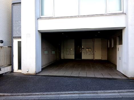 正面玄関