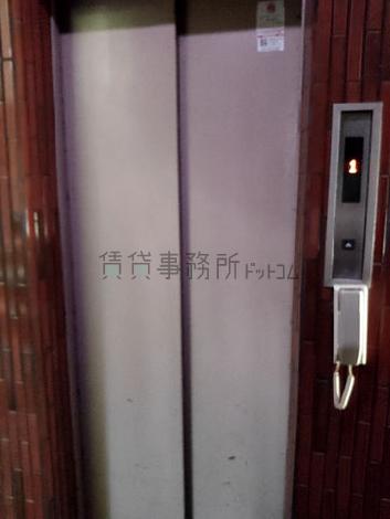 エレベーター