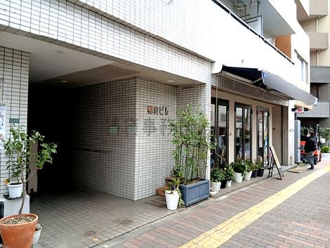 正面玄関