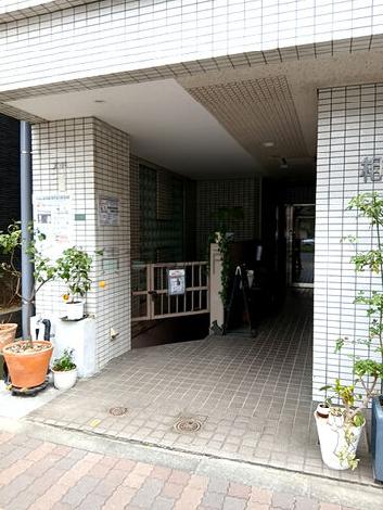 正面玄関
