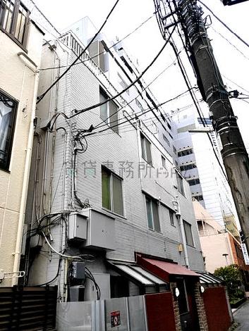 天翔オフィス新宿の外観写真