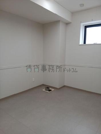 サンシャインビルの室内