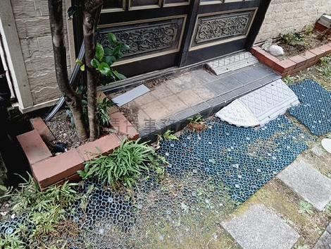 正面玄関