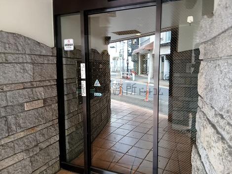 正面玄関
