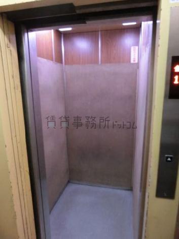 エレベーター