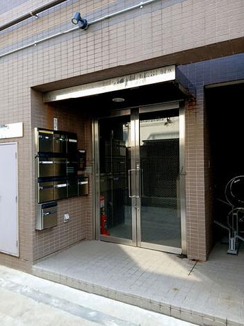 正面玄関