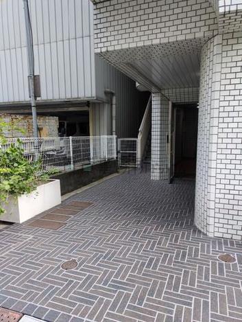 正面玄関