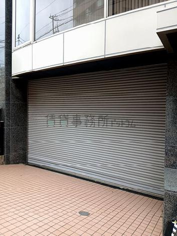 正面玄関