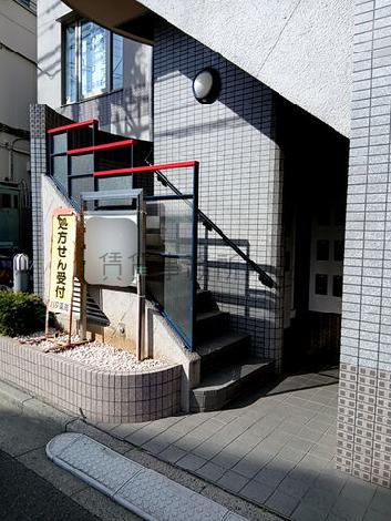 正面玄関