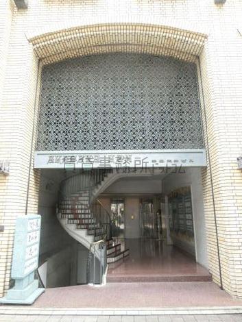 玄関前