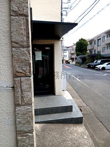 正面玄関