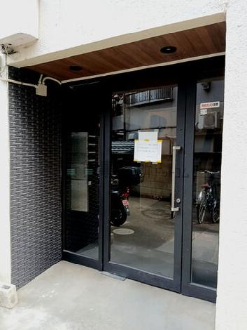 正面玄関