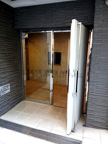 正面玄関