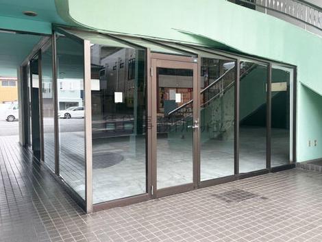 正面玄関