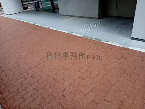 正面玄関