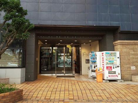 正面玄関