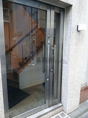 正面玄関