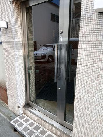 正面玄関