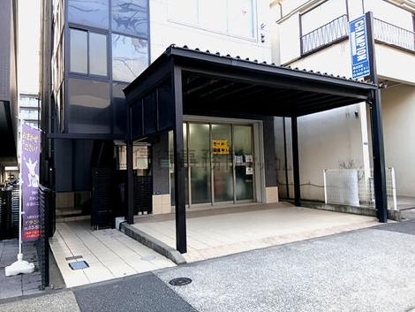 正面玄関