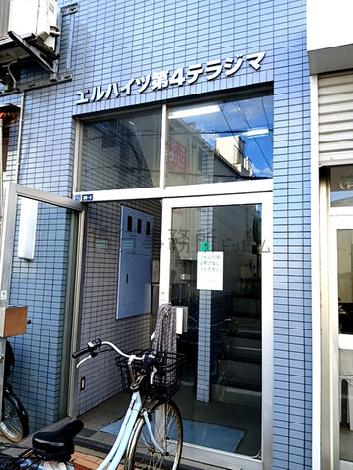 正面玄関