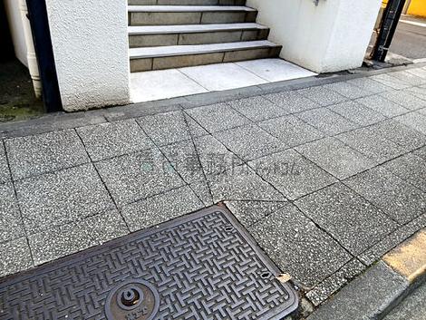正面玄関