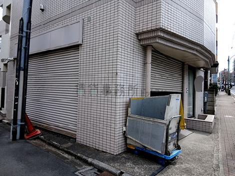正面玄関