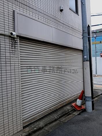 正面玄関