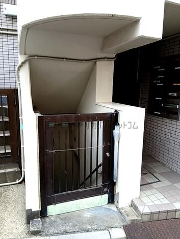 正面玄関