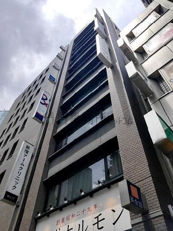 西新宿小林ビルの外観写真