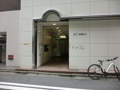 正面玄関