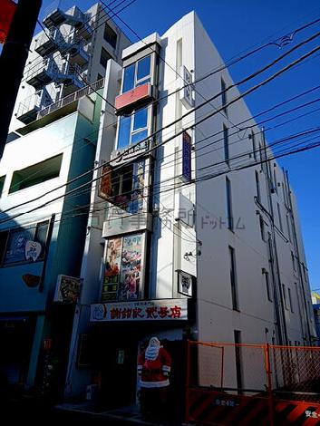 辰ビルの外観写真